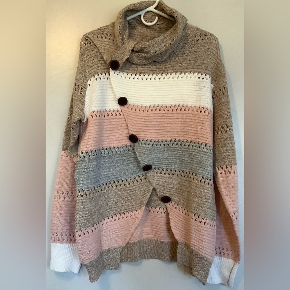 Women's Multicolor Button-Up Sweater new without tags